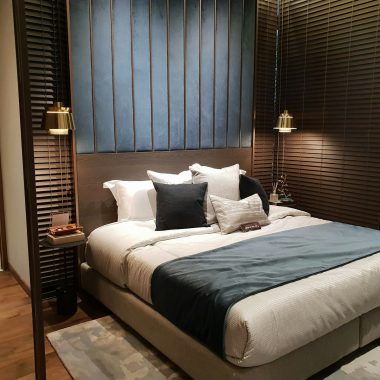 white bed comforter